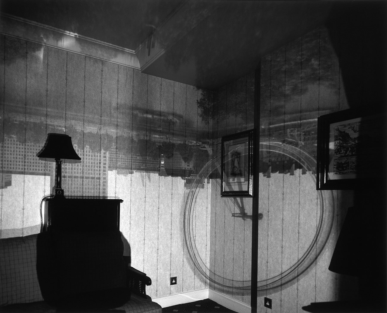 Camera Obscura, Image of London Eye Inside the Royal Horseguards Hotel